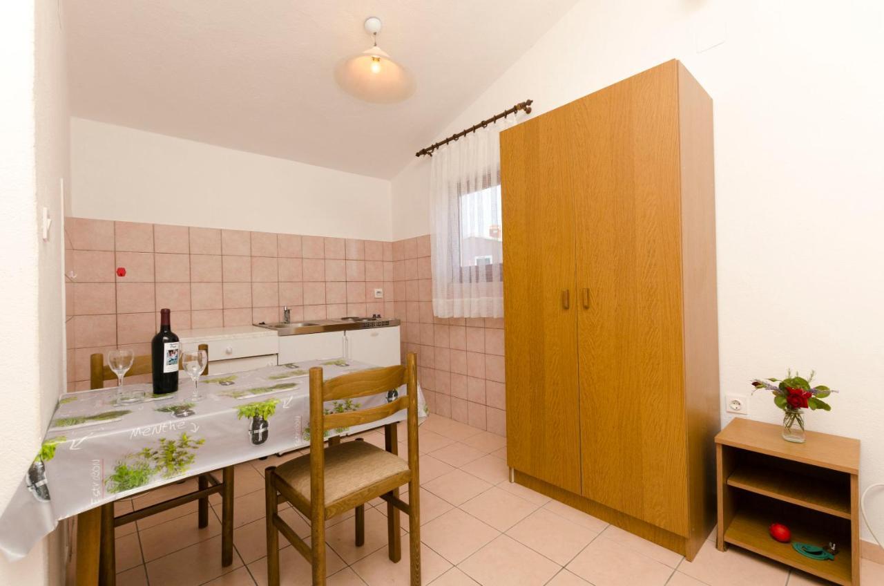 Apartments Mirko Trogir Cameră foto